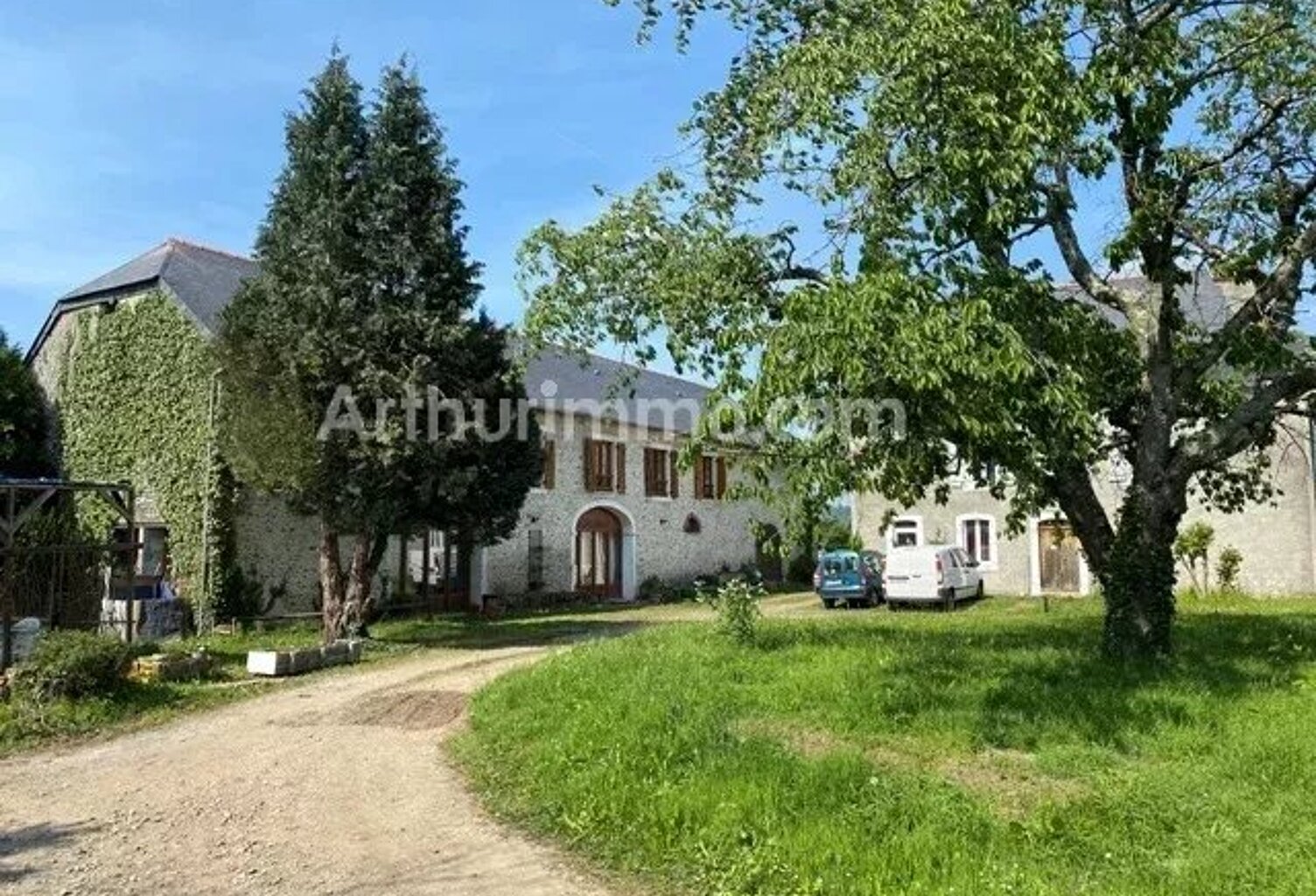 Bien vendu : Maison 500 m² Boeil-Bezing (64510) — photo 1