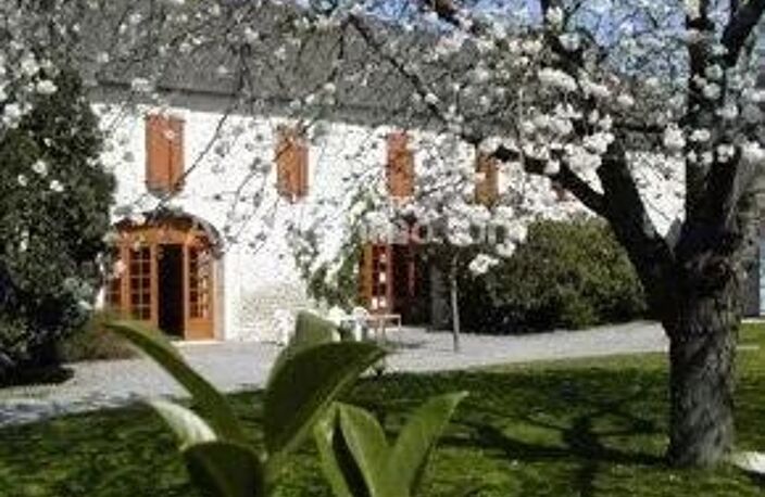 Bien vendu : Maison 500 m² Boeil-Bezing (64510) — photo 3