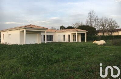 vente maison 373 000 € à proximité de Bussac-sur-Charente (17100)