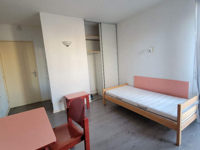 Mpt Celleneuve Studio meublé 21,50m² loué 500 CC — photo du bien