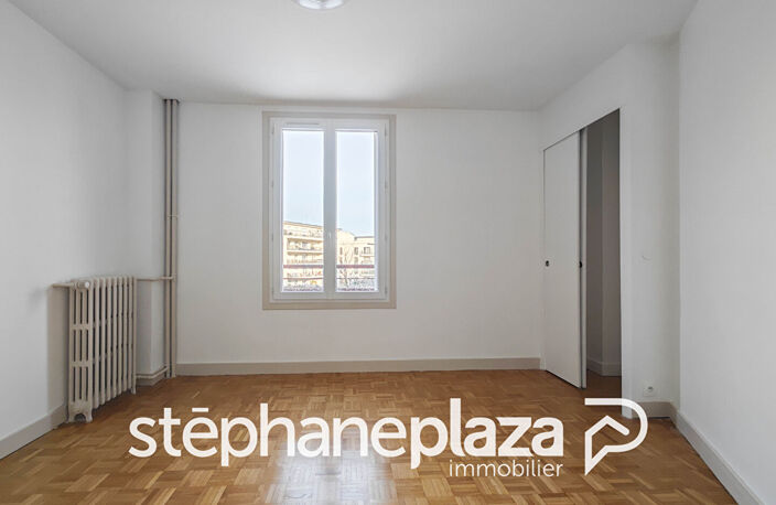 Appartement 4 pièces 80.13 m2 + balcon  + parking- MONTROUGE — photo 2