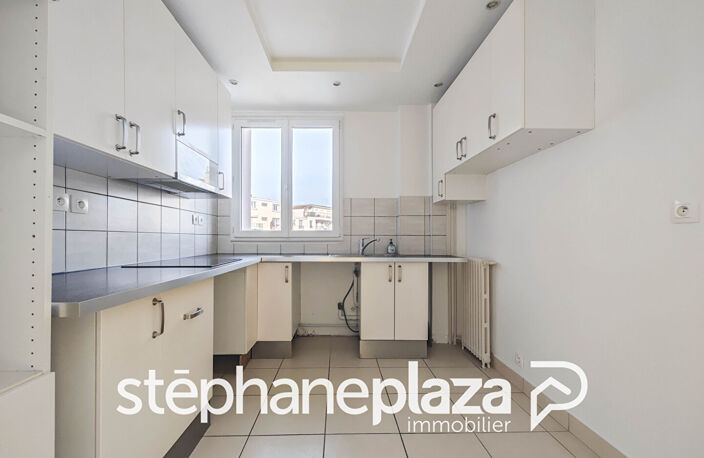 Appartement 4 pièces 80.13 m2 + balcon  + parking- MONTROUGE — photo 3