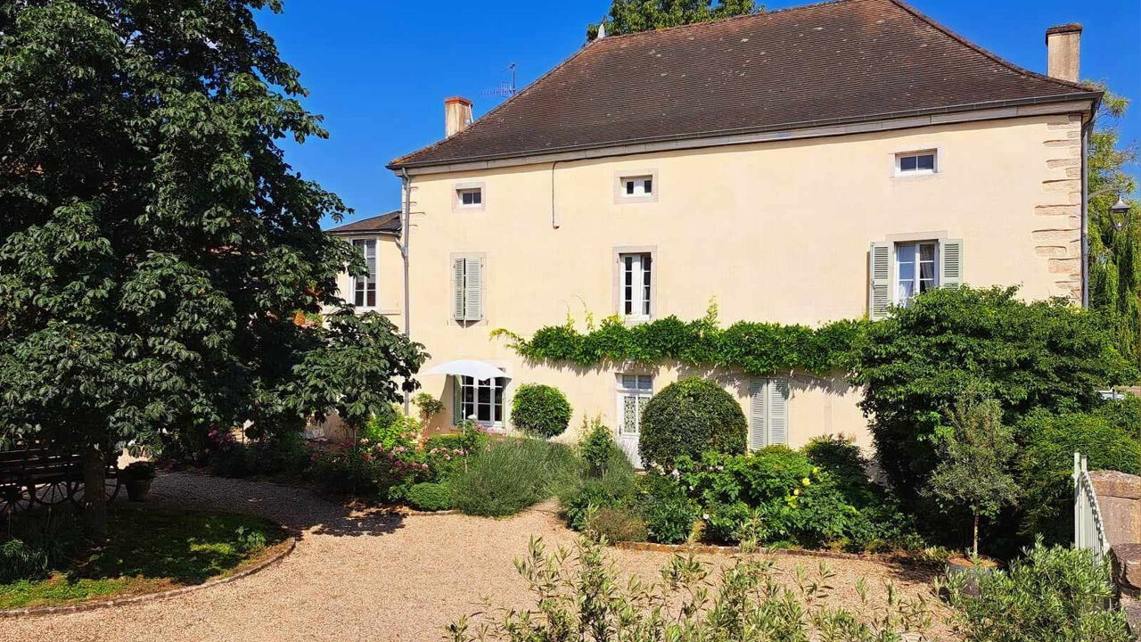 maison 12 pièces 228 m2 à vendre à Beaune (21200)