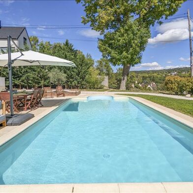 Maison 7 pièces 553850 €