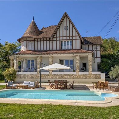 Maison 7 pièces 554910 €