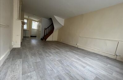 vente maison 61 325 € à proximité de Chârost (18290)