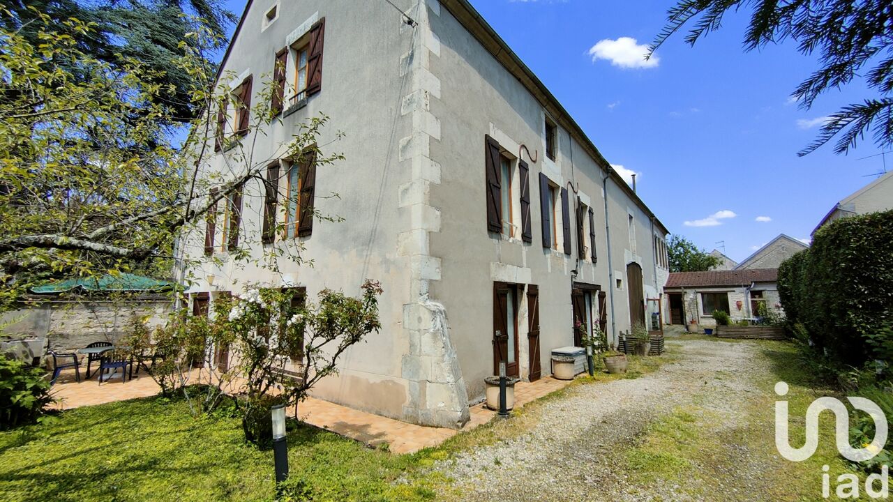 maison 18 pièces 452 m2 à vendre à Champs-sur-Yonne (89290)