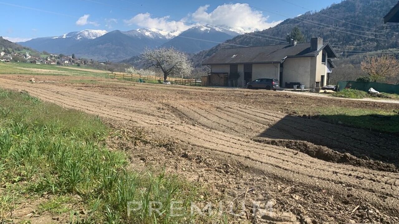 terrain  pièces 422 m2 à vendre à La Chapelle-Blanche (73110)