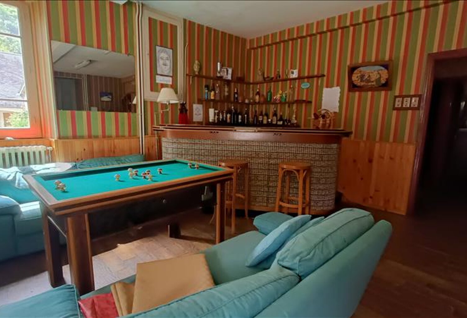 Maison en pierre de 17 pièces principales — photo 1