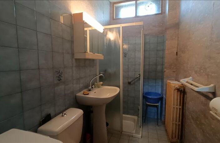 Maison en pierre de 17 pièces principales — photo 4