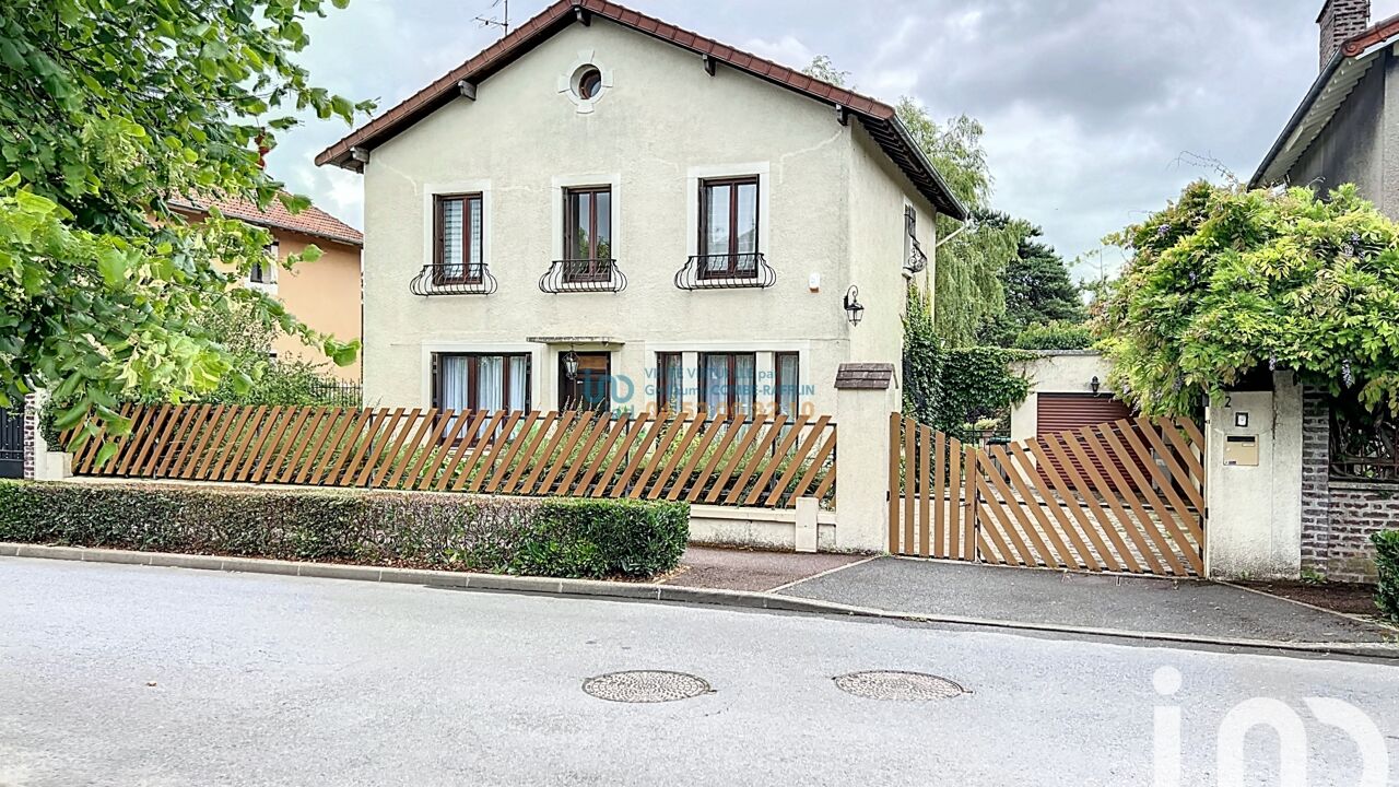 maison 8 pièces 156 m2 à vendre à Santeny (94440)