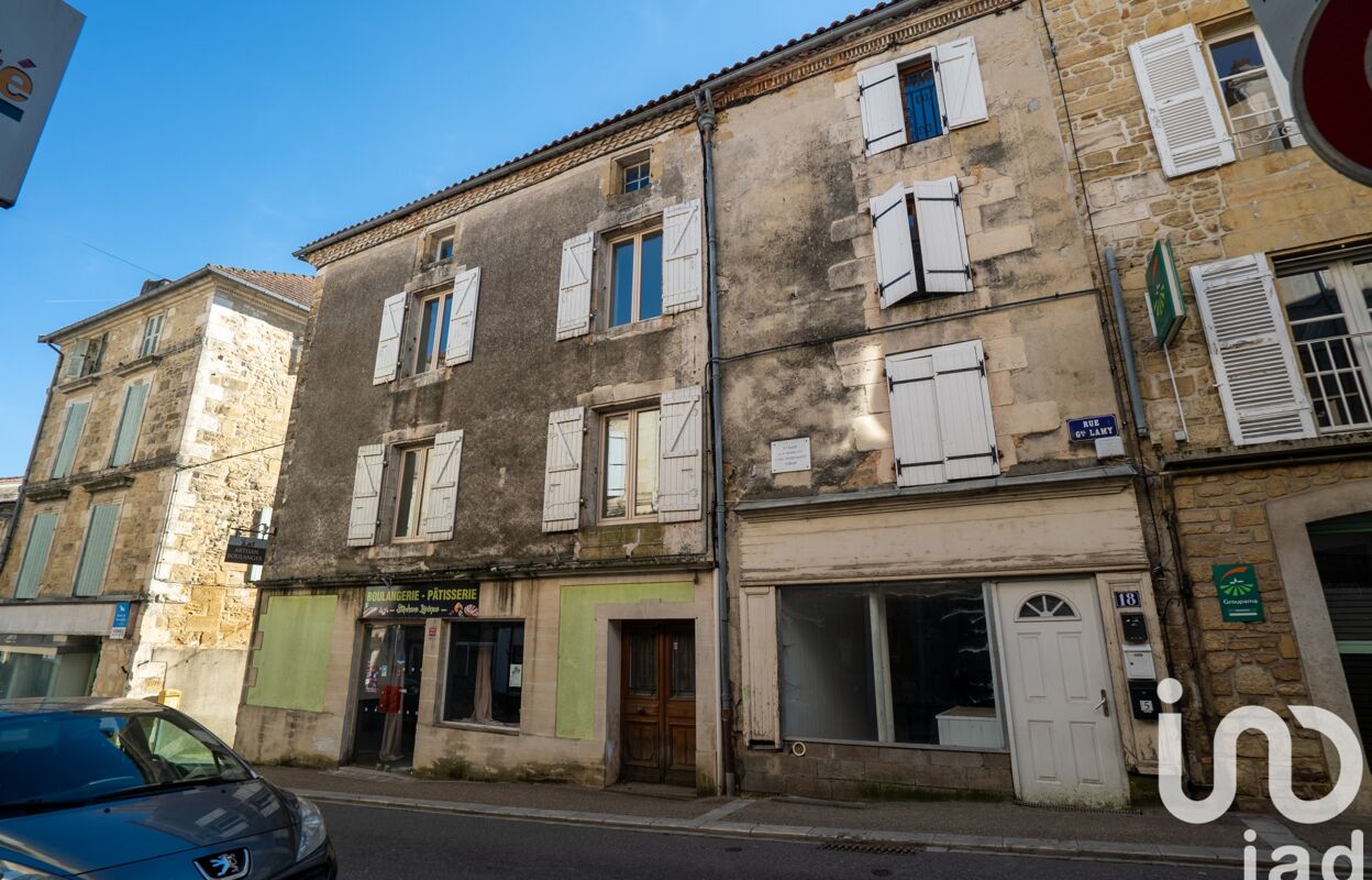 immeuble  pièces 330 m2 à vendre à Thiviers (24800)