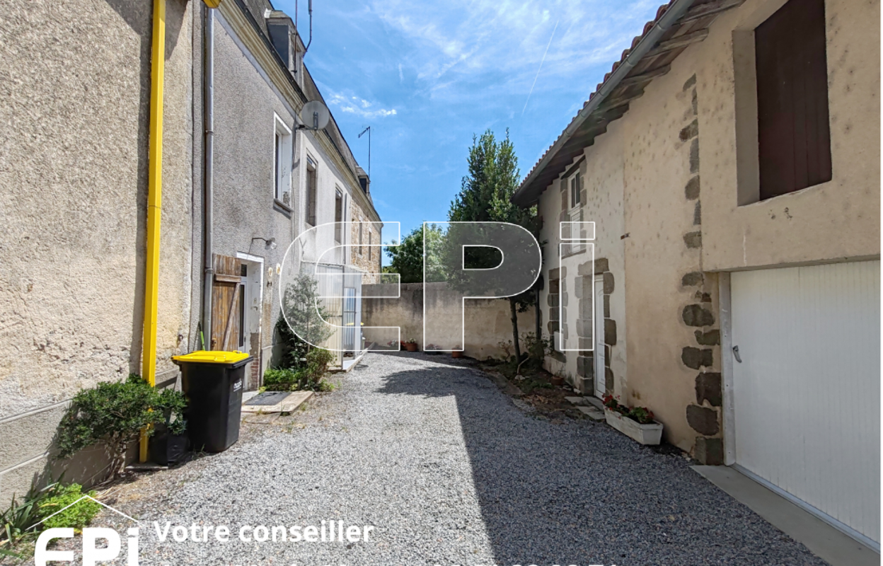 maison 5 pièces 95 m2 à vendre à Nueil-les-Aubiers (79250)