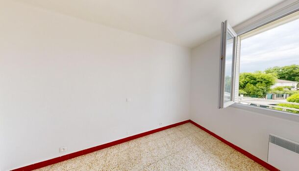 Appartement 4 pièces  à louer Ruoms 07120