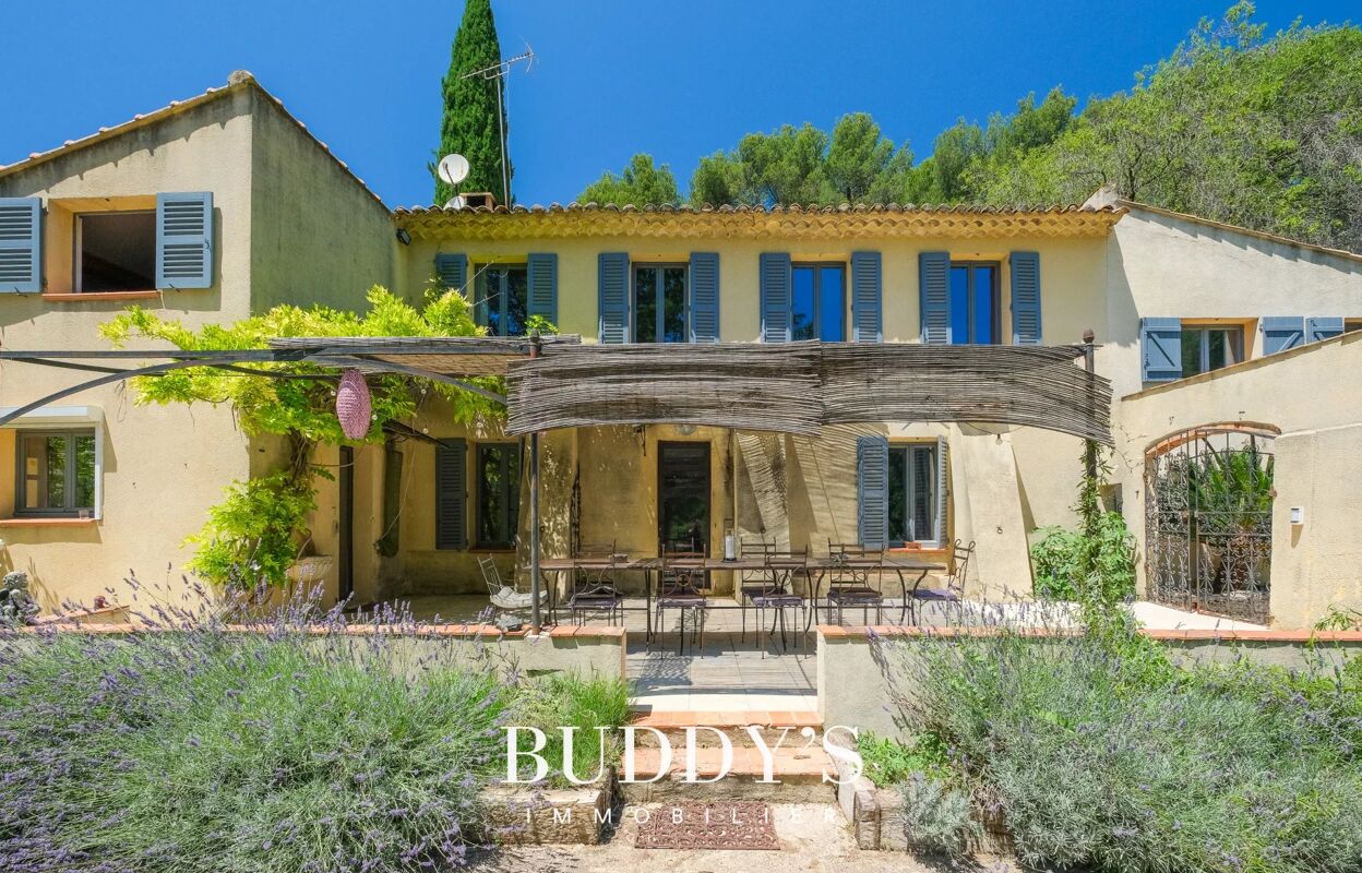 maison 9 pièces 300 m2 à vendre à Aubagne (13400)