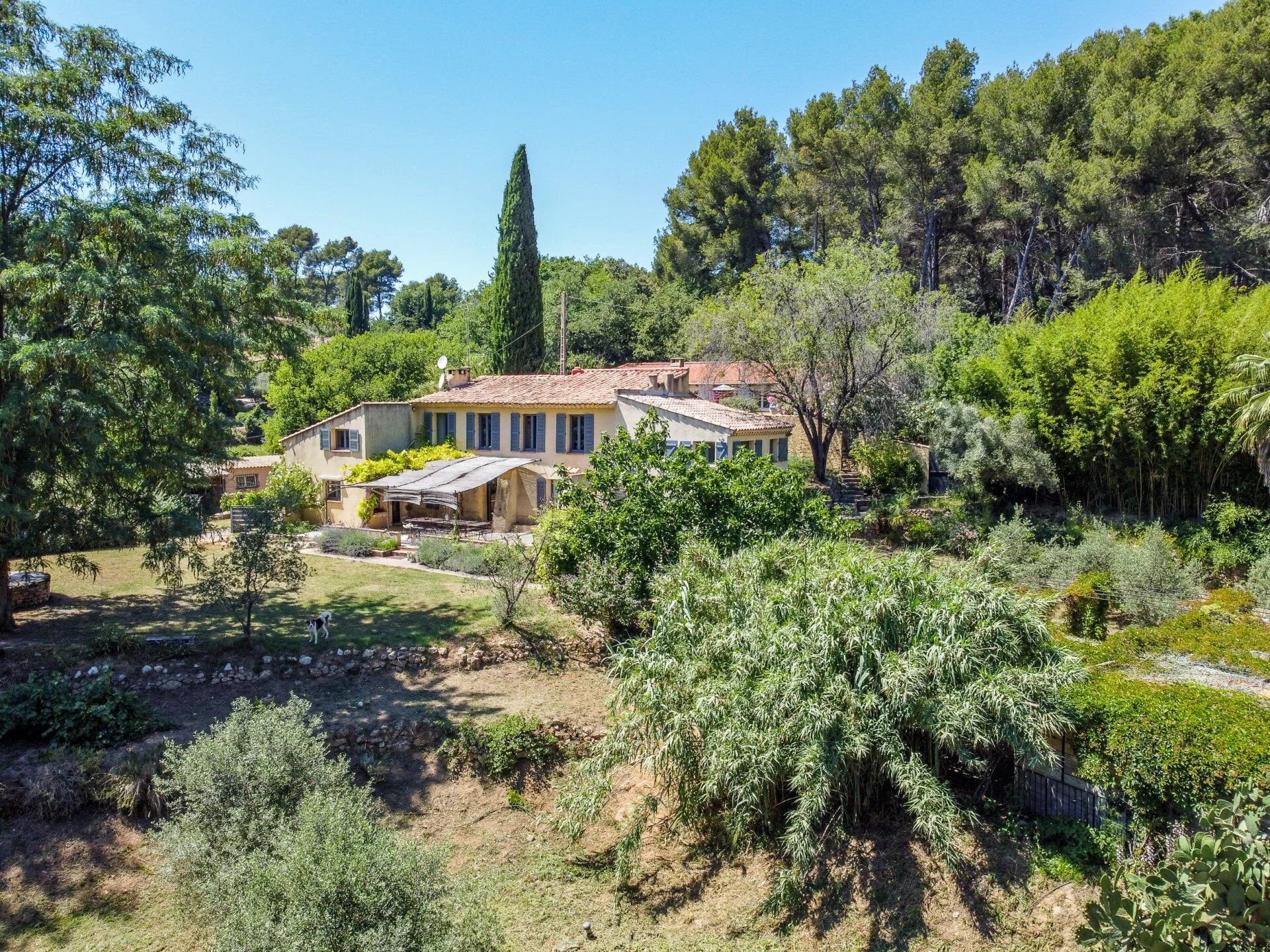 Villa / Maison  T6 à vendre Aubagne 13400