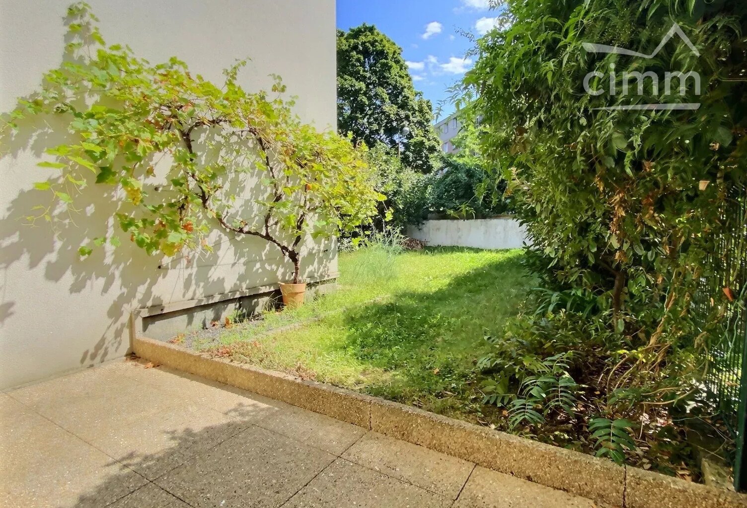 A louer à  Arcueil 2 pièces et son jardin idéalement situé ! — photo 1