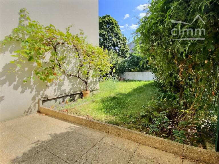 A louer à  Arcueil 2 pièces et son jardin idéalement situé ! — photo 1