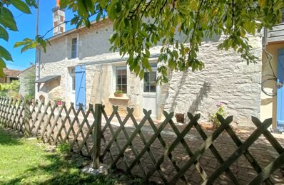 vente maison 262 000 € à proximité de Coussay (86110)