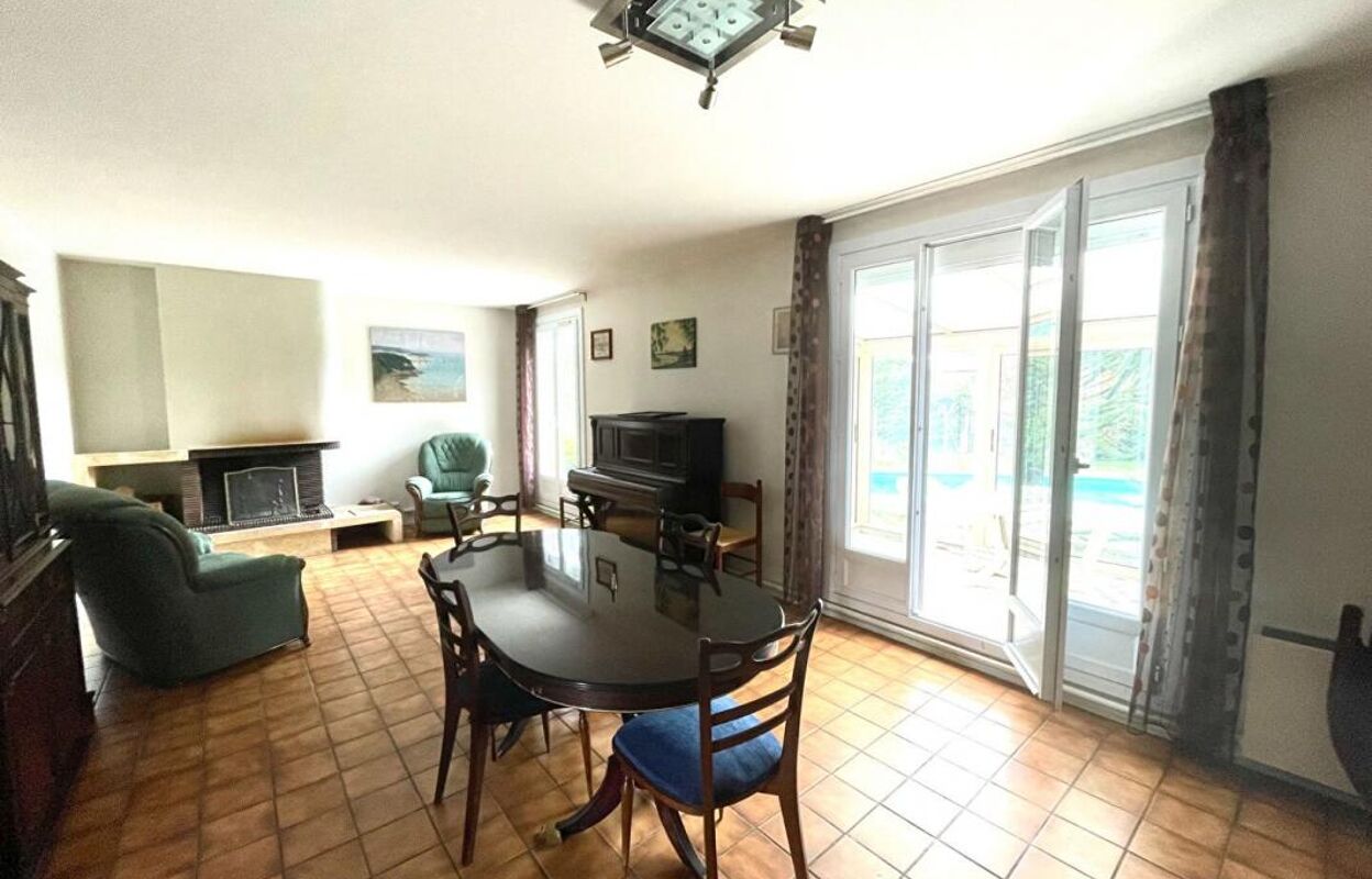 maison 6 pièces 136 m2 à vendre à La Tour-de-Salvagny (69890)