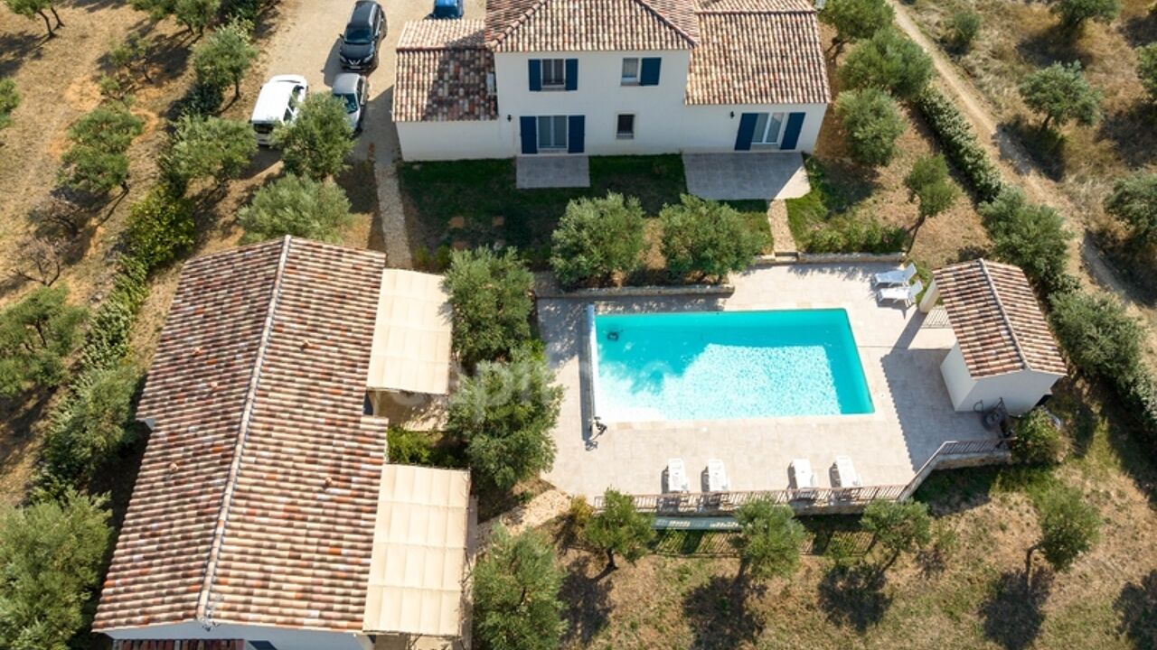 maison 8 pièces 216 m2 à vendre à Aups (83630)