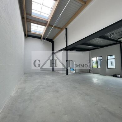 Local industriel  440000 €