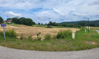 Terrain  586 m² à vendre à Lasséran (32550)
