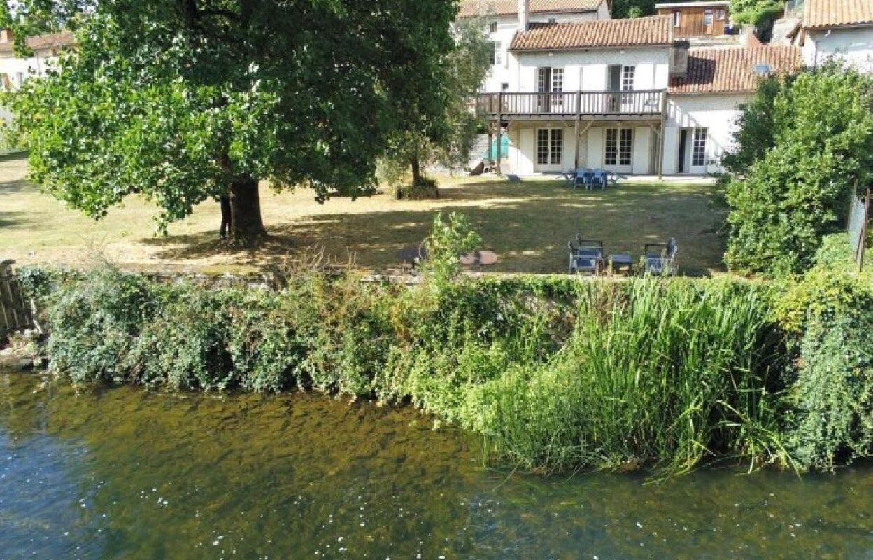 maison 4 pièces 120 m2 à vendre à Verteuil-sur-Charente (16510)