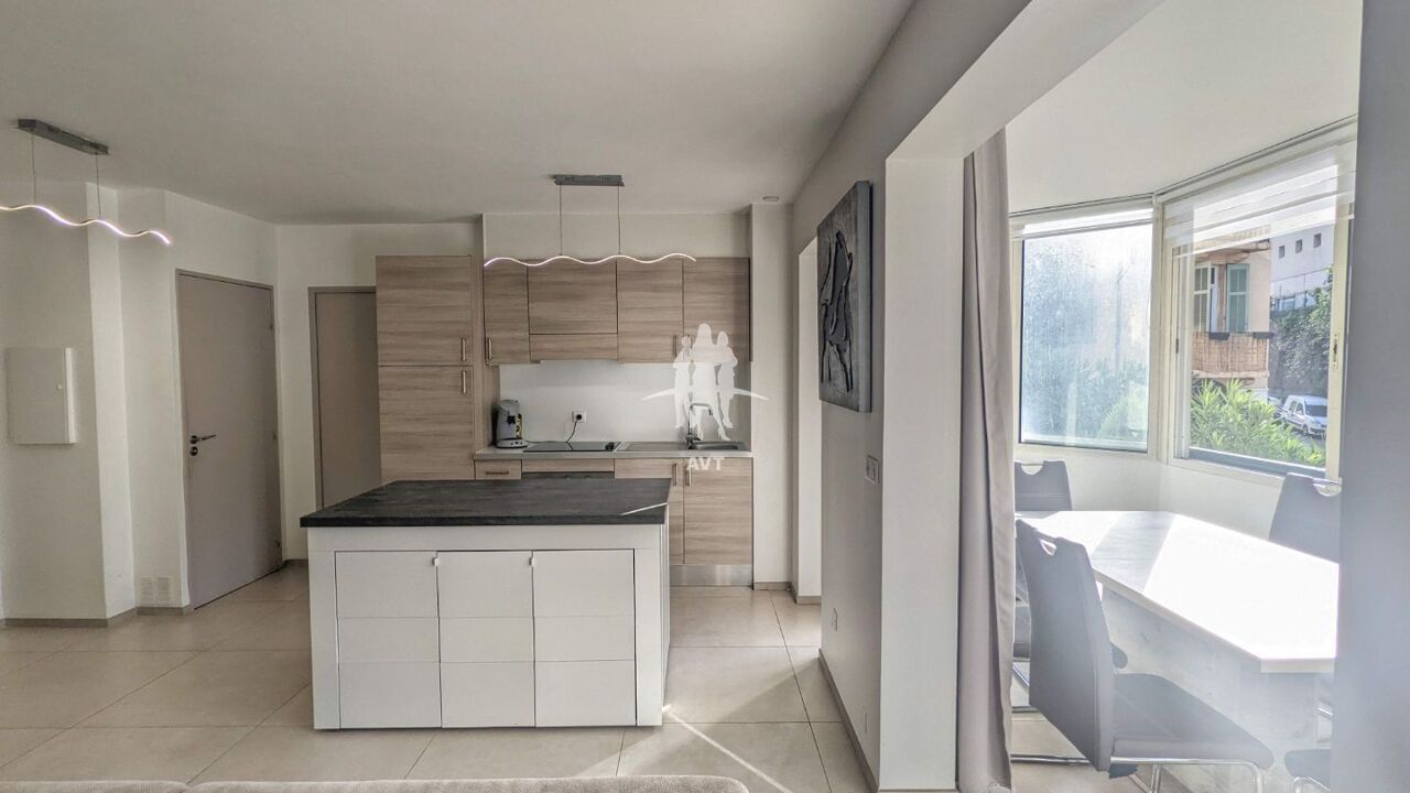 appartement 2 pièces 54 m2 à vendre à Cannes (06400)