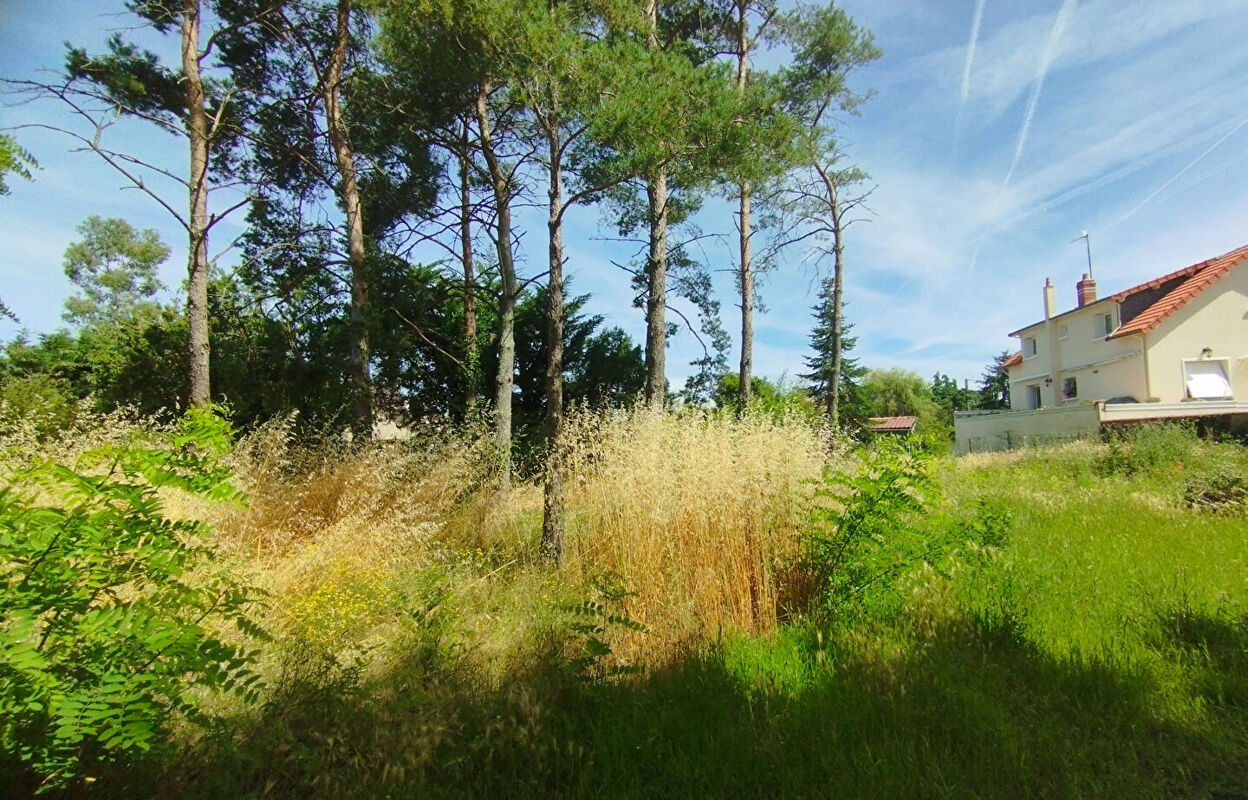 terrain  pièces 2064 m2 à vendre à Châtellerault (86100)