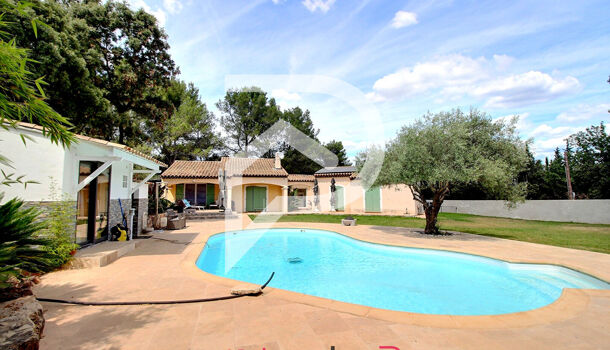 Villa / Maison 6 pièces  à vendre Crau (La) 83260