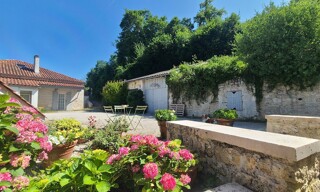 Maison 15 Pièces 502 m² à vendre à Montcuq-en-Quercy-Blanc (46800)