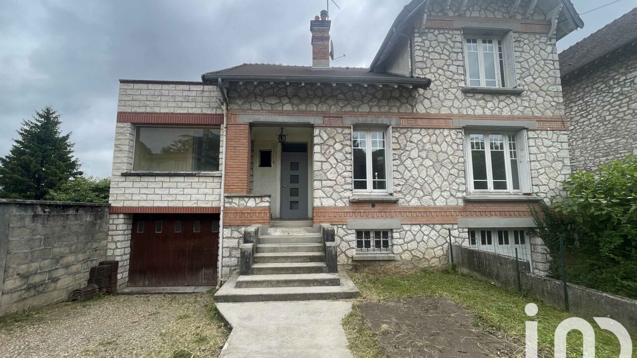 maison 6 pièces 138 m2 à vendre à Saint-Pierre-Lès-Nemours (77140)