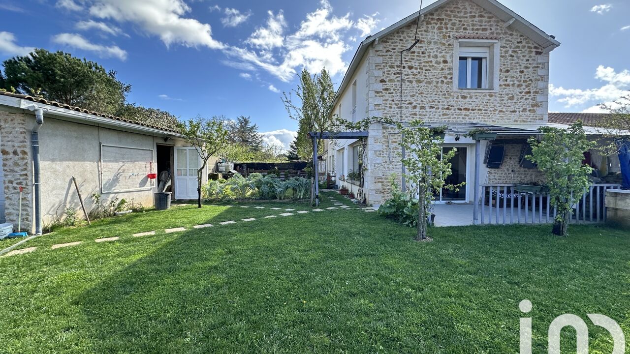 maison 9 pièces 157 m2 à vendre à Thouars (79100)