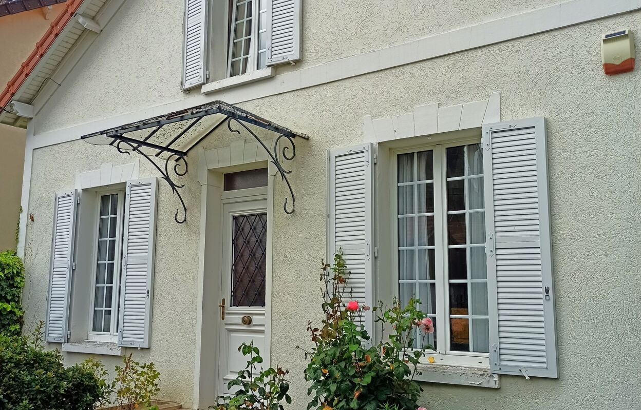 maison 5 pièces 102 m2 à vendre à Mantes-la-Jolie (78200)