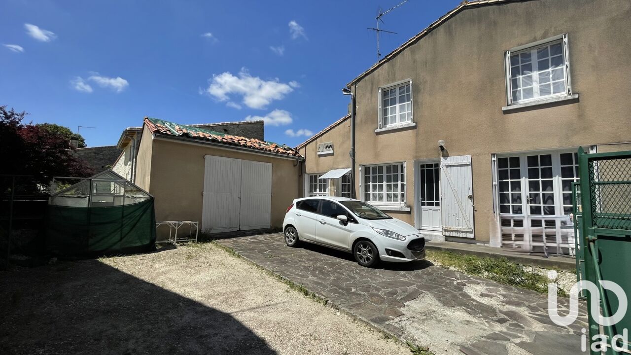 maison 5 pièces 97 m2 à vendre à Beauvais-sur-Matha (17490)