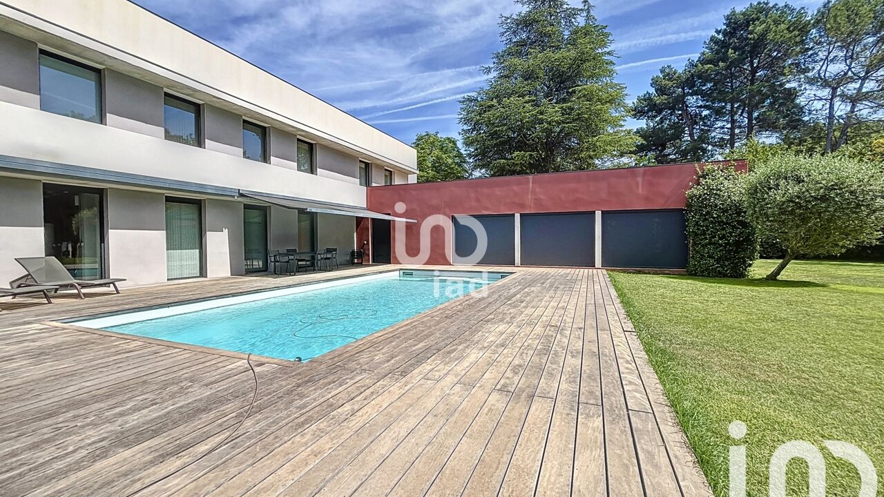 maison 7 pièces 270 m2 à vendre à Aix-en-Provence (13090)