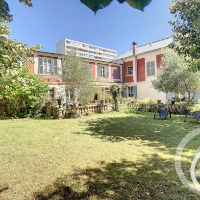 Maison 10 pièces 895000 €