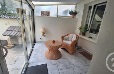 location appartement 640 € CC /mois à proximité de Velles (36330)