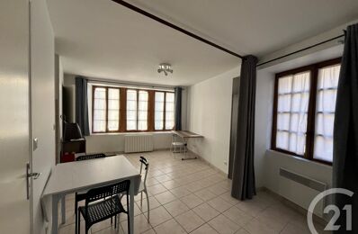 location appartement 410 € CC /mois à proximité de Coings (36130)