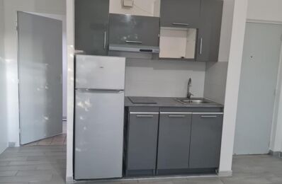 location appartement 570 € CC /mois à proximité de Vert-Saint-Denis (77240)