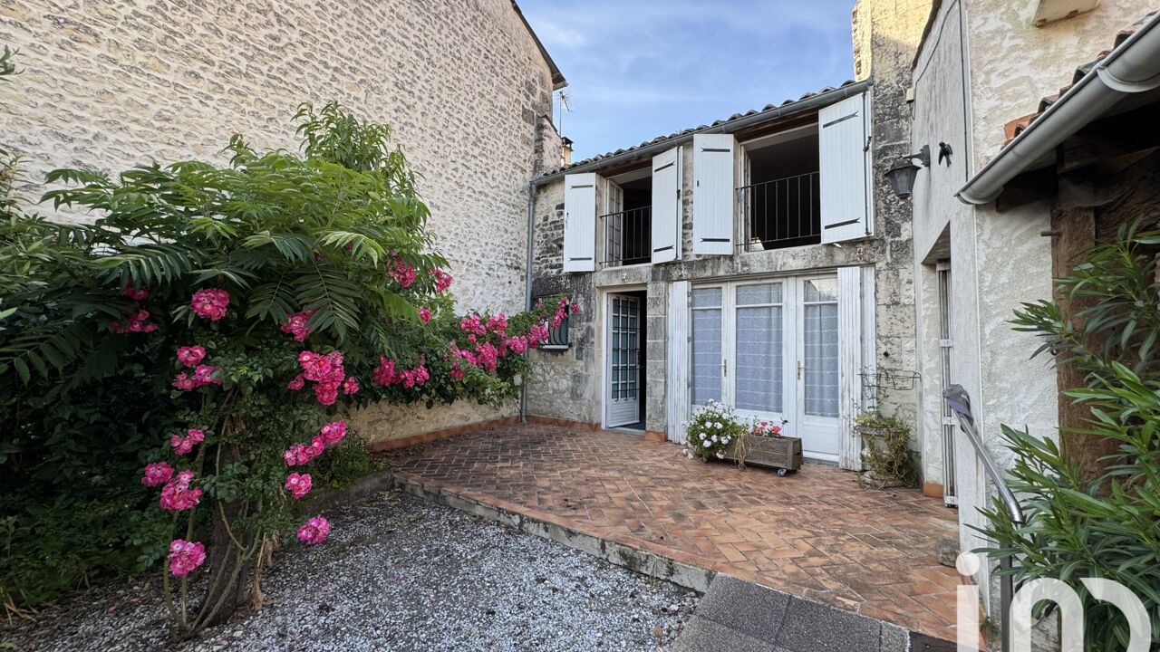 maison 3 pièces 161 m2 à vendre à Lonzac (17520)