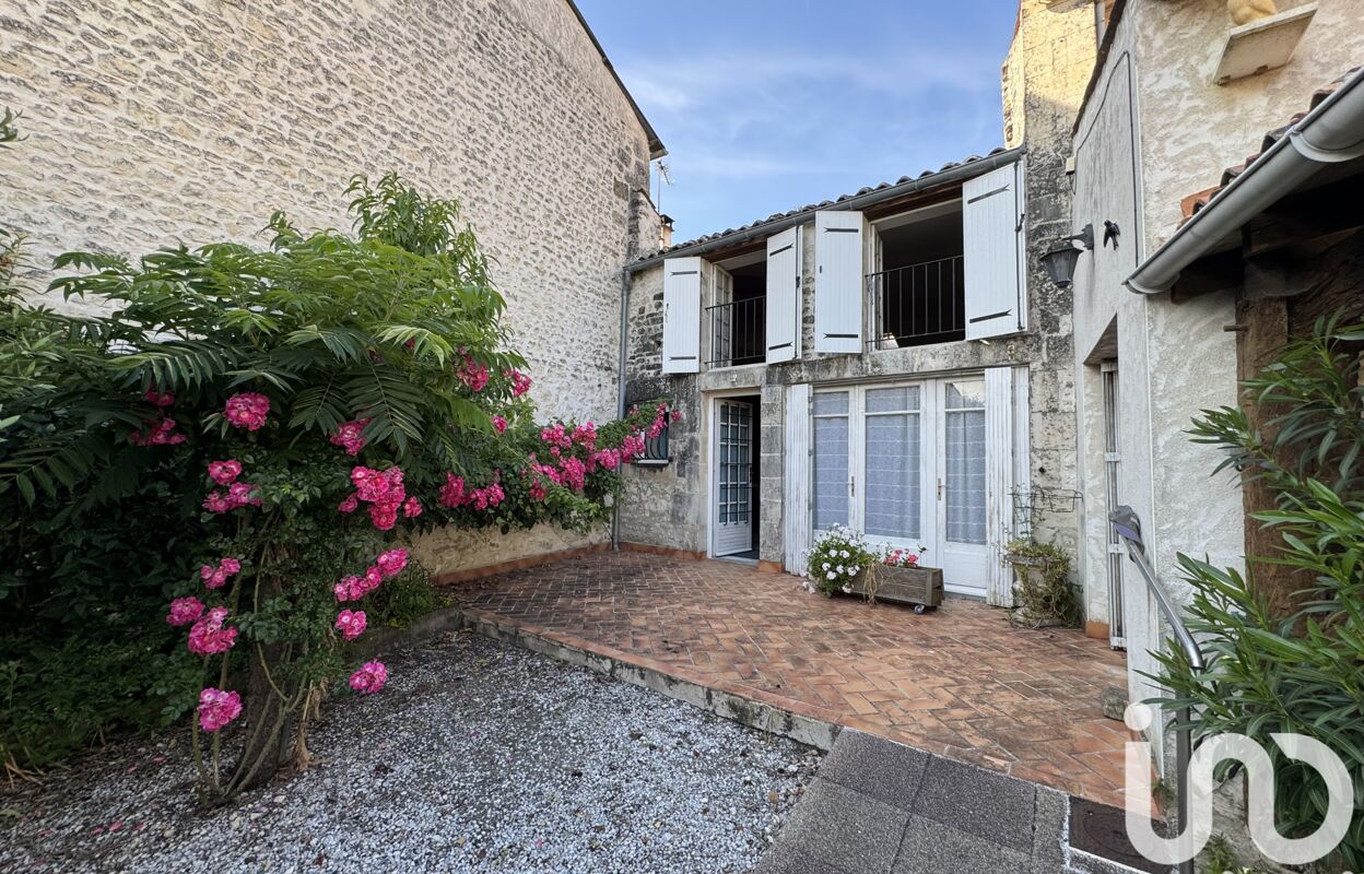 maison 3 pièces 161 m2 à vendre à Lonzac (17520)