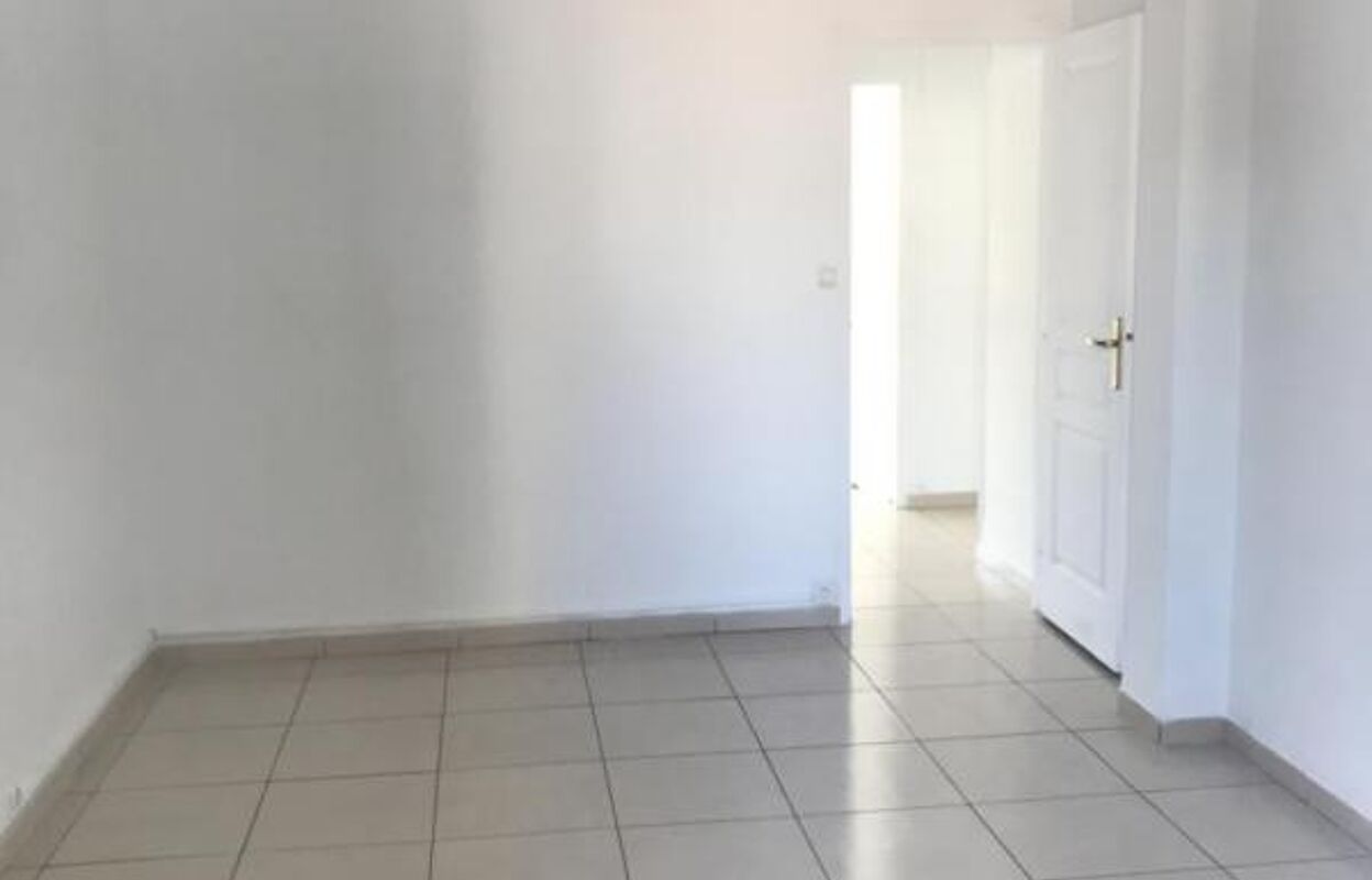 appartement 3 pièces 73 m2 à louer à Marseille 4 (13004)