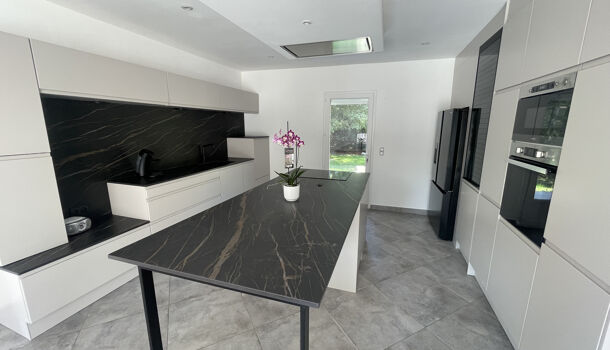 Villa / Maison 7 pièces  à louer Castelnau-le-Lez 34170