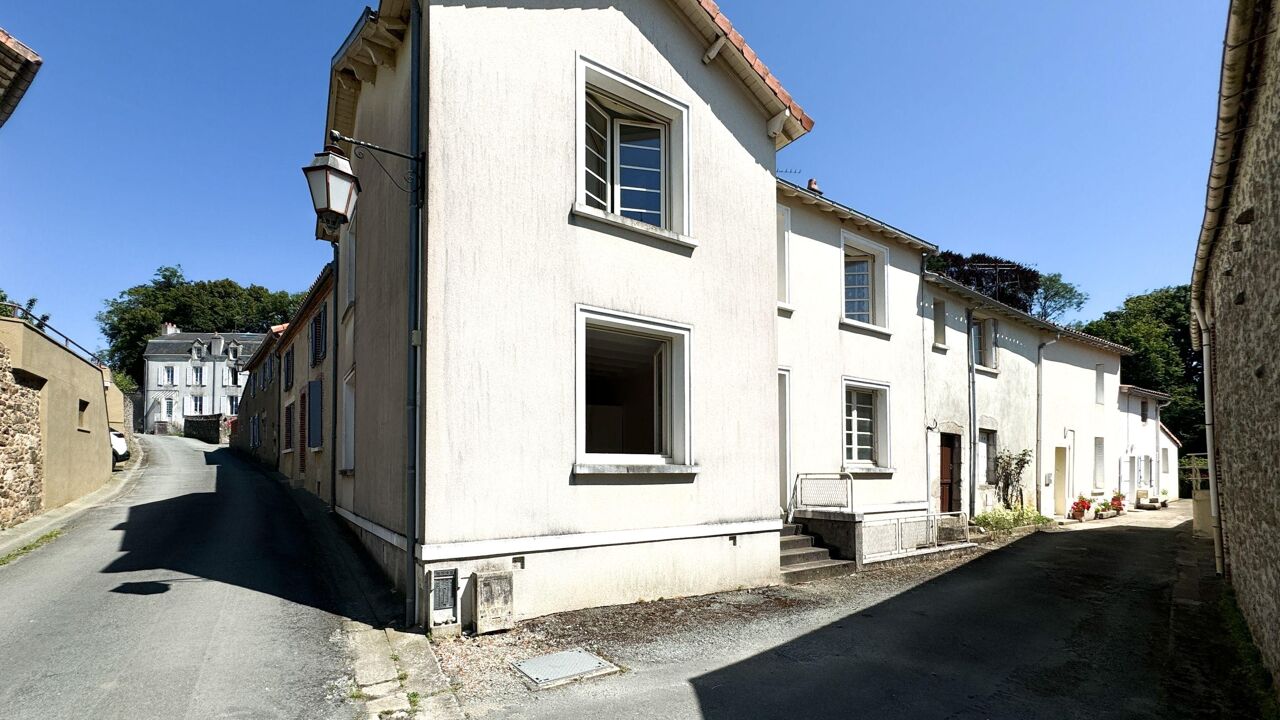 maison 11 pièces 190 m2 à vendre à Sèvremont (85700)