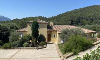 Maison 6 Pièces 220 m² à vendre à Auriol (13390)