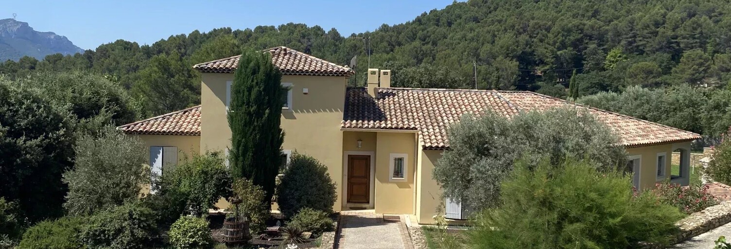 Maison 6 Pièces 220 m² à vendre à Auriol (13390)