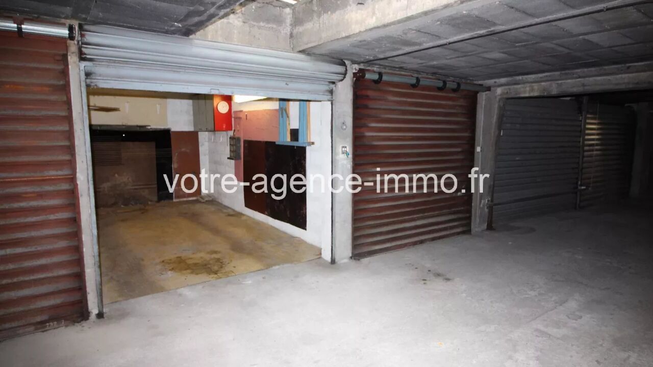 garage  pièces 12 m2 à vendre à Nice (06300)