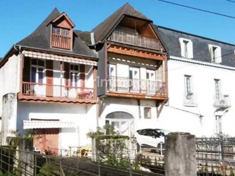 Maison 8 pièces  à vendre 220 m² — photo 1